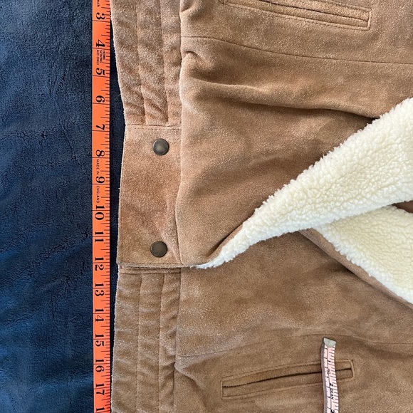 Wilson Leather Jacket with Cream Sherpa Collar - Picture 8 of 14